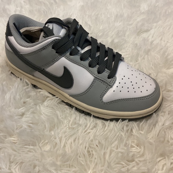 Brand New Nike Dunks Low Light Smoke Grey size 5 womens. - Picture 5 of 7